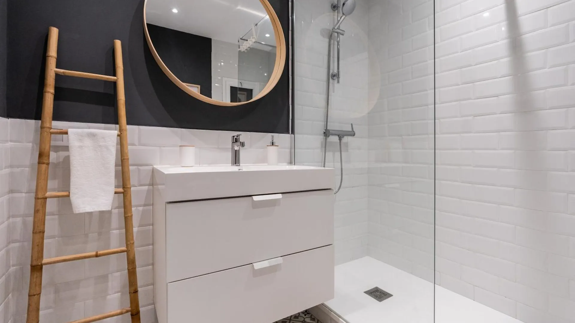 Balmoral Suite Apartment Marbella